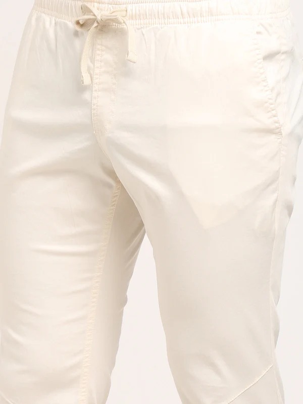 Indian Terrain Men's Comfort Fit Solid Off White Trousers